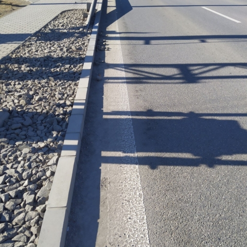 06 – Prešov, kamene na ceste na ul. Levočská